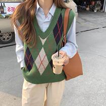 Spring and autumn Japanese style V-neck outer sweater trendy early autumn layered rhombus vest with pullover retro knitted vest for women