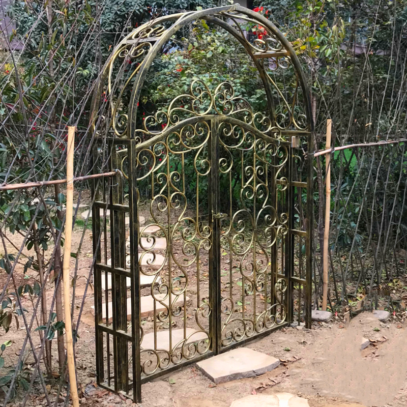 Iron grid arched shelf gardening outdoor garden flower stand European climbing rattan frame rose flower arched door custom