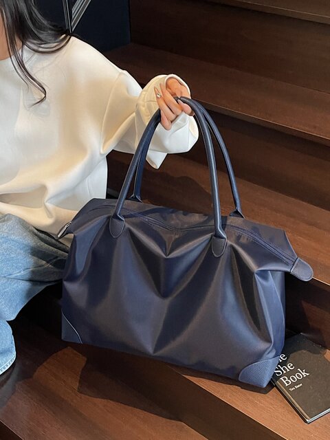 Large-capacity short-distance travel bag, new lightweight portable luggage storage bag, fashionable and versatile shoulder commuter tote bag