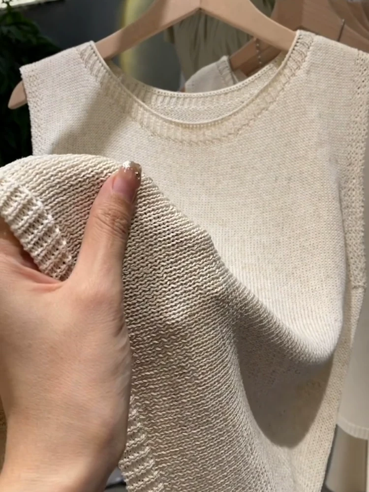 Knitted vest, silk tank top sleevless, lifting effect