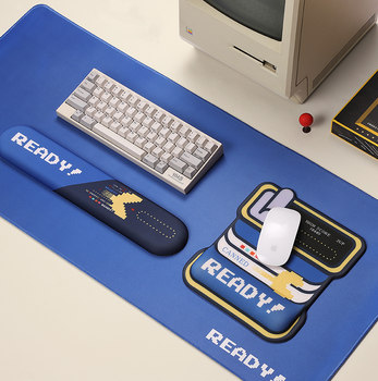 Pac-Man Mouse Pad with Wrist Rest for Men and Women, Silicone Keyboard Wrist Support, 3D Computer Office Wrist Pad, Desk Pad, Mouse Pad