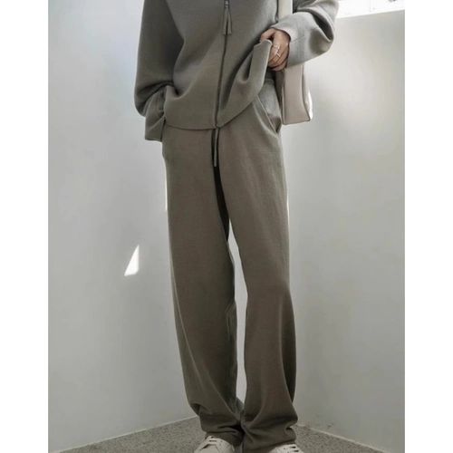 Спортивный костюм, комплект, изысканный стиль, яркий броский стиль