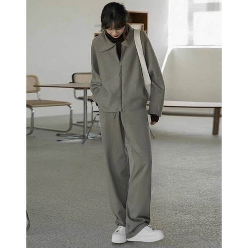 Спортивный костюм, комплект, изысканный стиль, яркий броский стиль