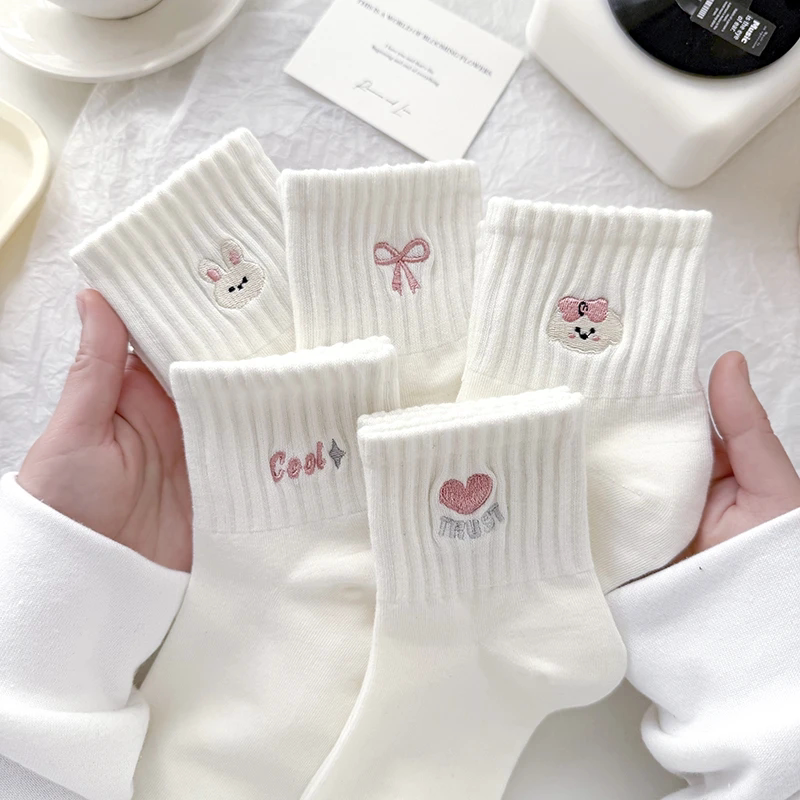 Spring and Summer Thin Cute White Socks for Women, Mid-Calf Breathable Pink Cartoon Embroidered Korean Style Short Socks for Girls ins Trendy Short Socks
