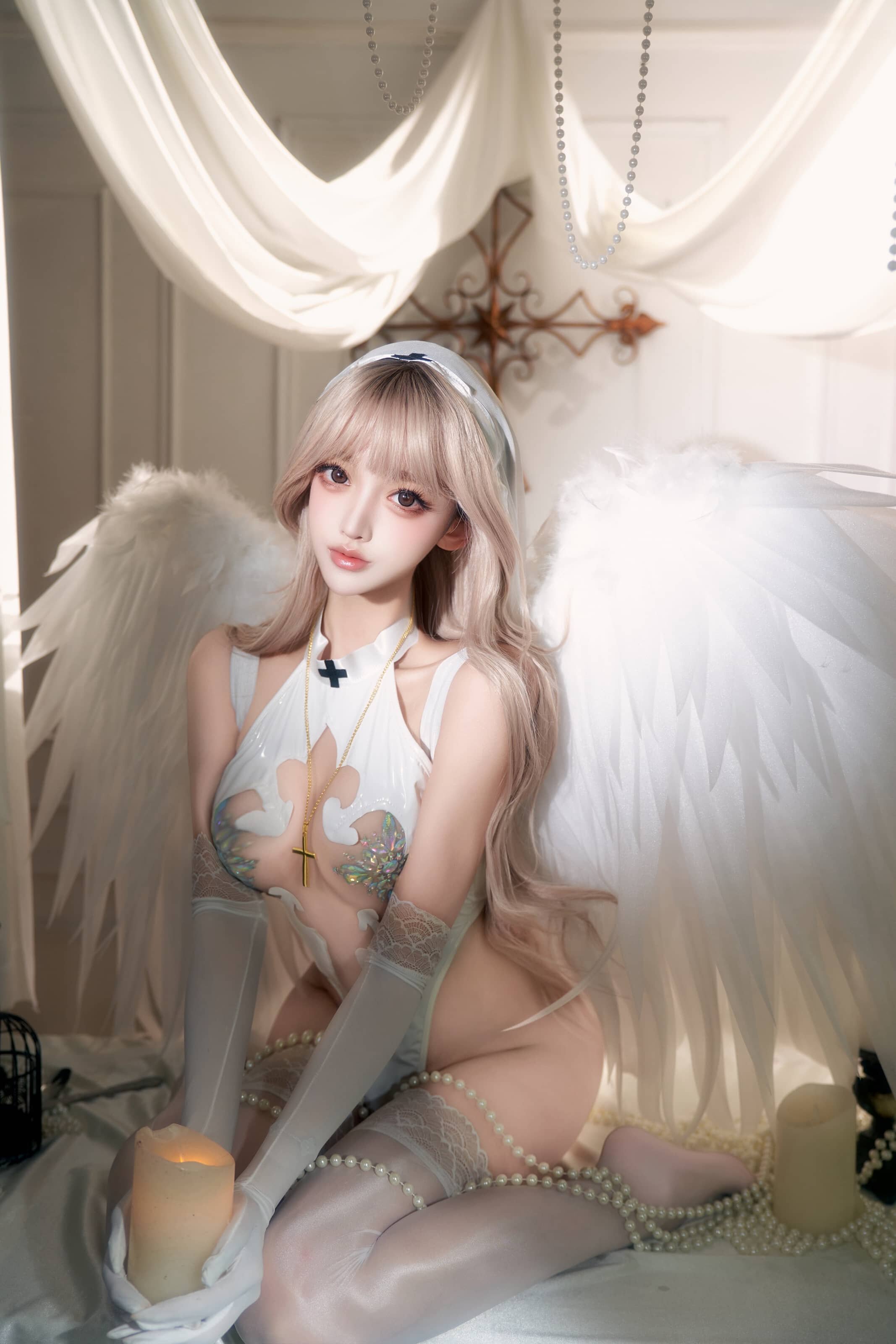 过期米线线喵 与神同行