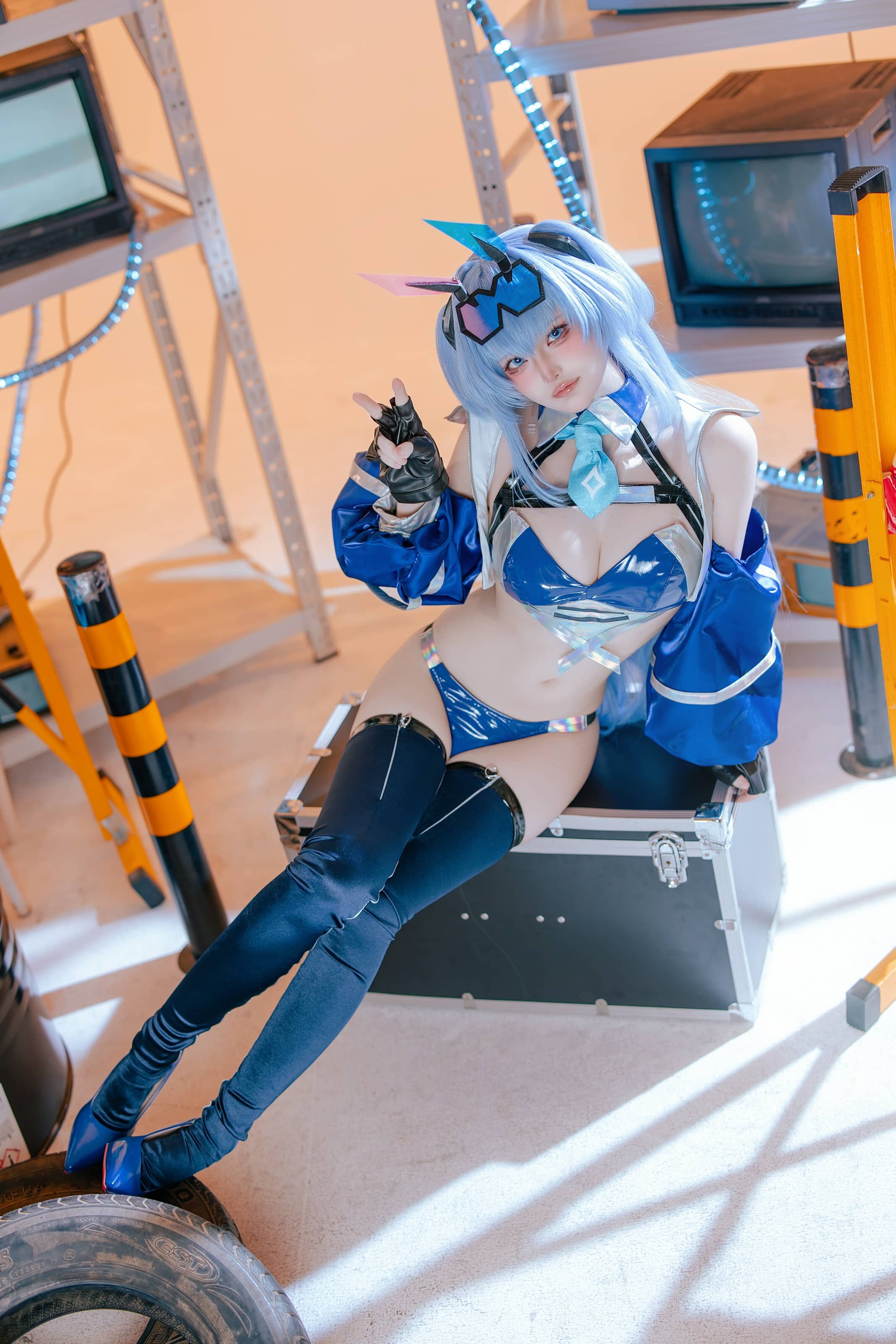 屿鱼Yukako 碧蓝航线 花园赛车服