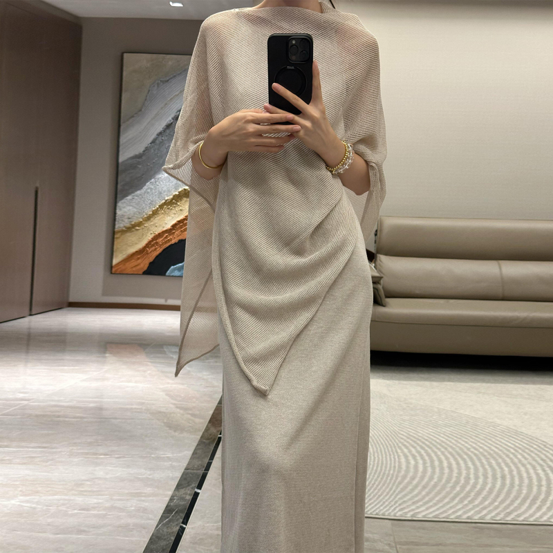 French-Style Gentle and Lazy Shawl Knit Camisole Set Dress for Women, Early Autumn 2026 New Long Dress