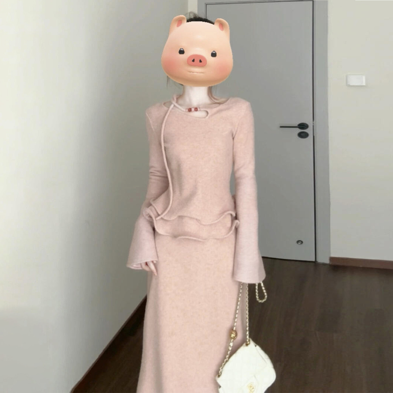 2026 New Pink Ruffled Knitted Dress for Women Early Spring French Gentle Style Waist-Cinching Long Dress Set