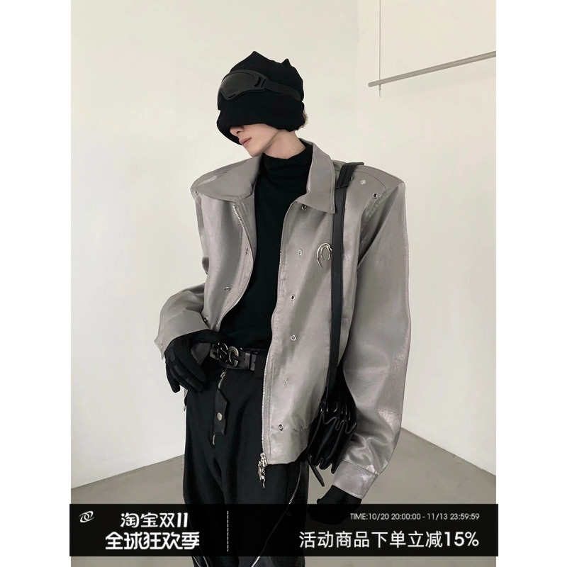 Autumn Mountain Style/Unique Liquid Metal Design Shoulder-Padded Jacket for Men, High-End Silhouette, Turn-Down Collar, Short Jacket
