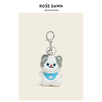 Маленький кот плюш (серого белого цвета)