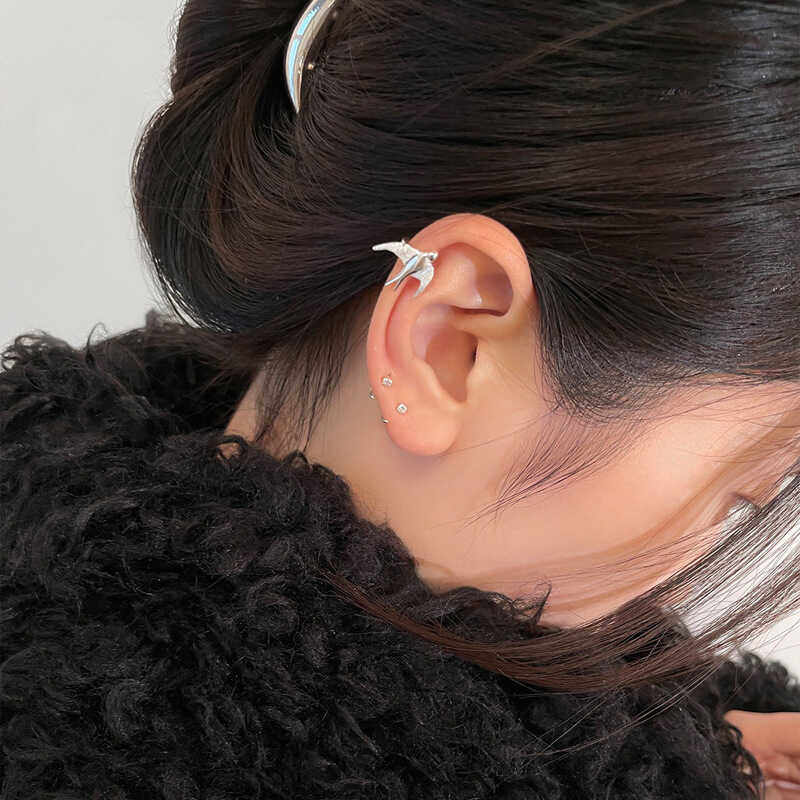 Wearing Cloud Bird Ear Clip Without Piercing, Retro Chinese Style Bird ...