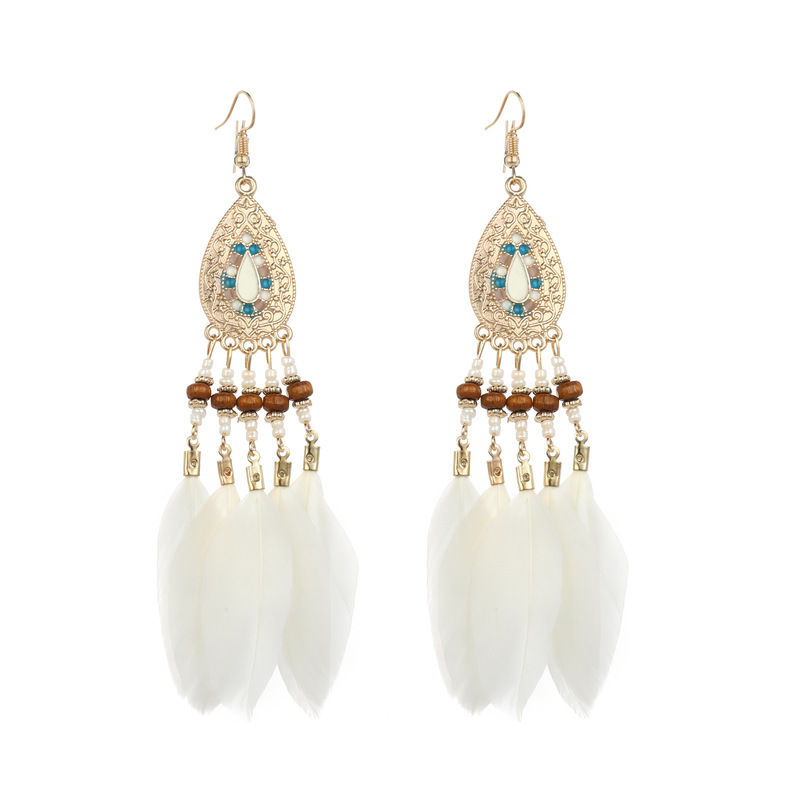 Yunnan Lijiang Ethnic Style Personalized Feather Earrings for Women, Fashionable Retro Exaggerated Pendant Tassel Bohemian Earrings