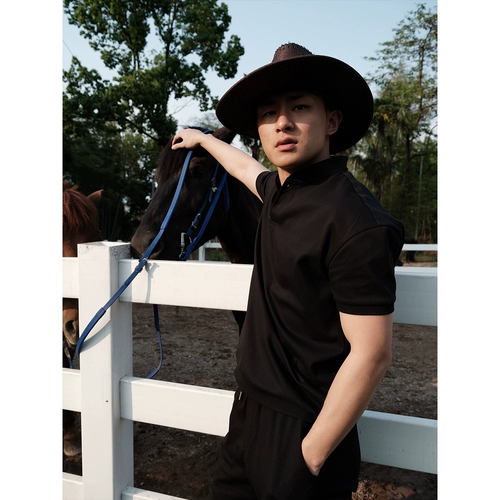 Элегантная быстросохнущая дышащая футболка, в американском стиле, короткий рукав, модернизированная версия