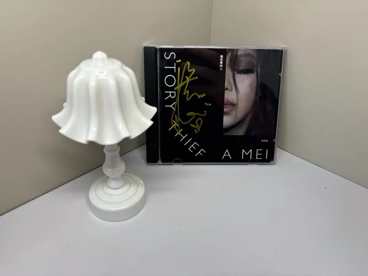 【本物保証 - A-meiの「The Story Thief」サイン入りアルバム】大切な贈り物
