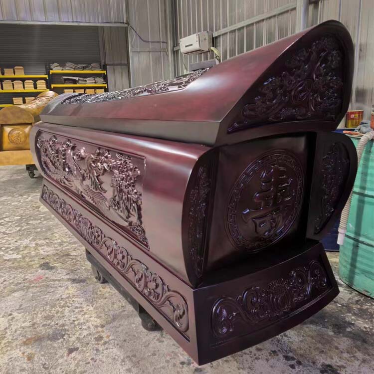 【Customized Coffins】Customized Cypress Wood Solid Wood Coffins, Large Wood Burial Coffins, Golden Silk Bamboo Wood, Fragrant Cedar Wood, Official and Wealth-Enhancing Wood 【Customized Coffins】Customized Cypress Wood Solid Wood Coffins, Large Wood Burial Coffins, Golden Silk Bamboo Wood, Fragrant Cedar Wood, Official and Wealth-Enhancing Wood