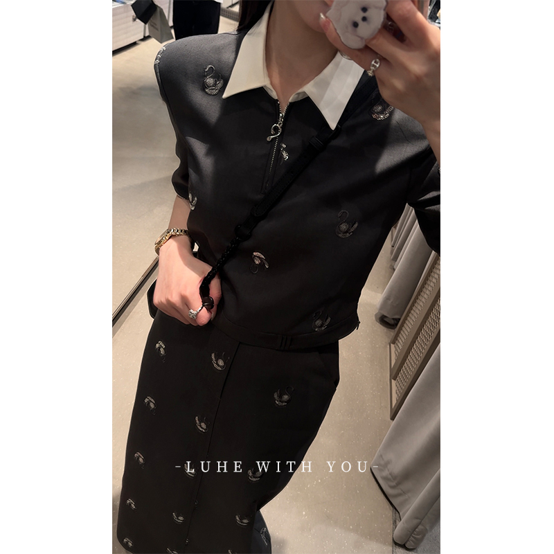 Luhe [Peris Academy] Luxurious Original Design Elegant Swan Sequin Embroidered Top + Blazer Skirt