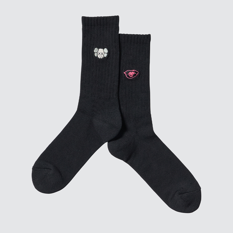 Uniqlo Embroidered Collaboration Men's and Women's Clothing Couple Ut Kaws+Warhol Socks 476519 Uniqlo Embroidered Collaboration Men's and Women's Clothing Couple Ut Kaws+Warhol Socks 476519