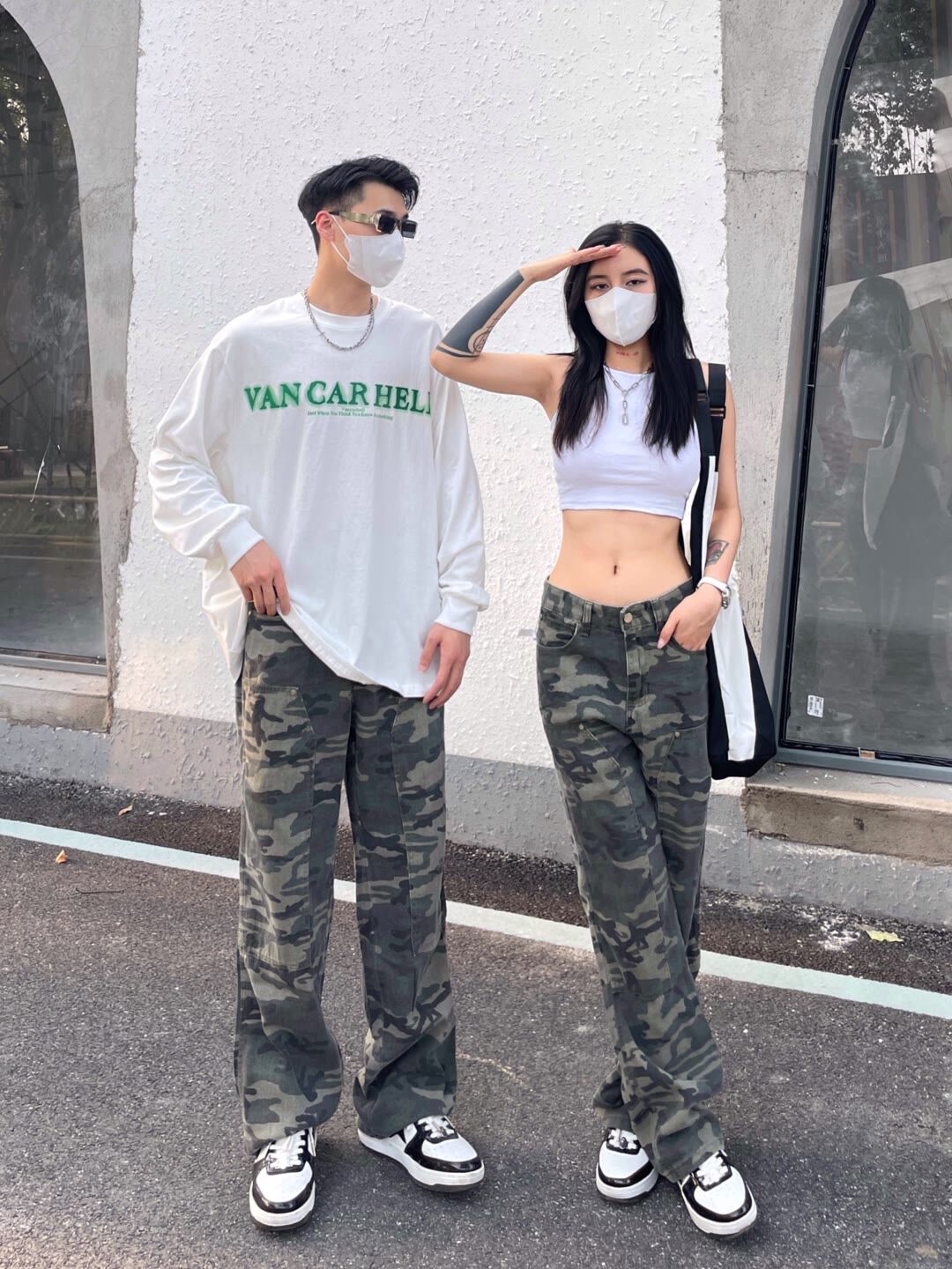 美式高街迷彩休闲工装裤男宽松直筒军绿设计感小众百搭情侣长裤子详情3