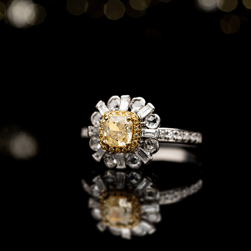 (Linger recommended style) 18K Diamond Butterfly Love Flower Yellow Diamond Ring (Small)