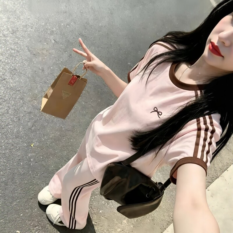 College Style Sportswear Suit for Women, Summer Loose-Fitting Korean Style Fashionable Pink Short-Sleeved Trousers Casual Two-Piece Running Set College Style Sportswear Suit for Women, Summer Loose-Fitting Korean Style Fashionable Pink Short-Sleeved Trousers Casual Two-Piece Running Set