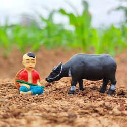 Chinese-Style Buffalo and Shepherd Boy Figurines, Micro-Landscape Rockery, Fish Tank Bonsai Decoration, Realistic Calf Animal Ornaments