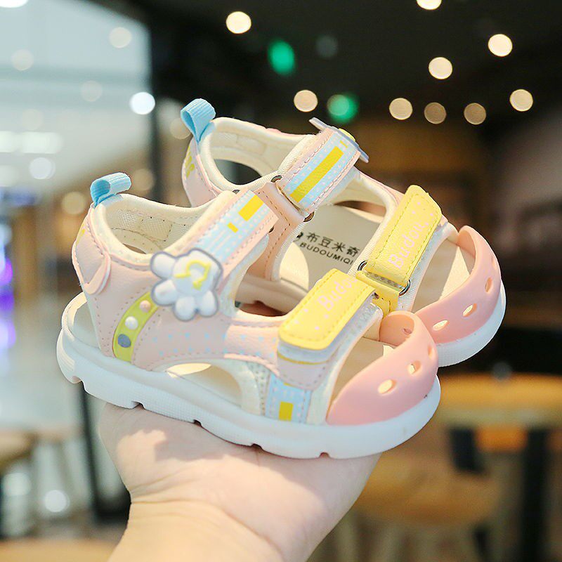 Girl sandals 2022 New boy baby Soft bottom shoe Han version Little Princess Baotou Anti-slip Child Beach Shoe