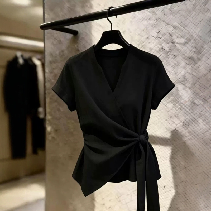 Highly Recommended! Black Waist-Cinching Tie Short-Sleeve V-Neck T-Shirt for Women, Summer Design, Slim Fit, Elegant Top
