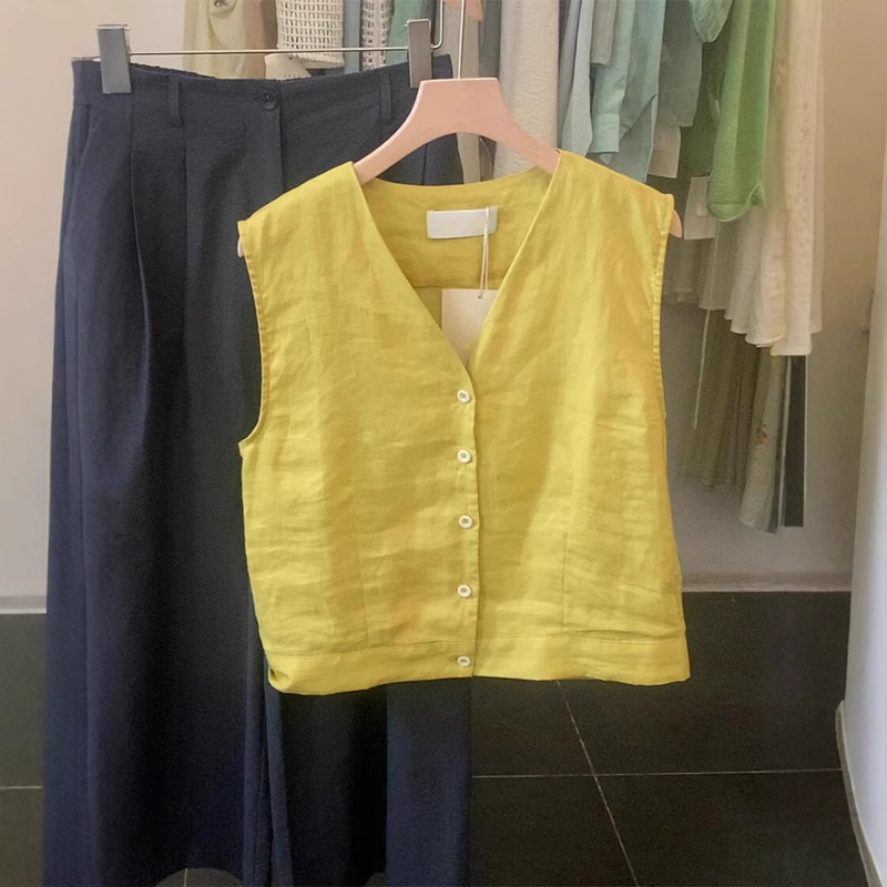 Highly Recommended! Yellow V-Neck Linen Vest Shirt for Women, Summer High-End Sleeveless Outerwear Cotton-Linen Top
