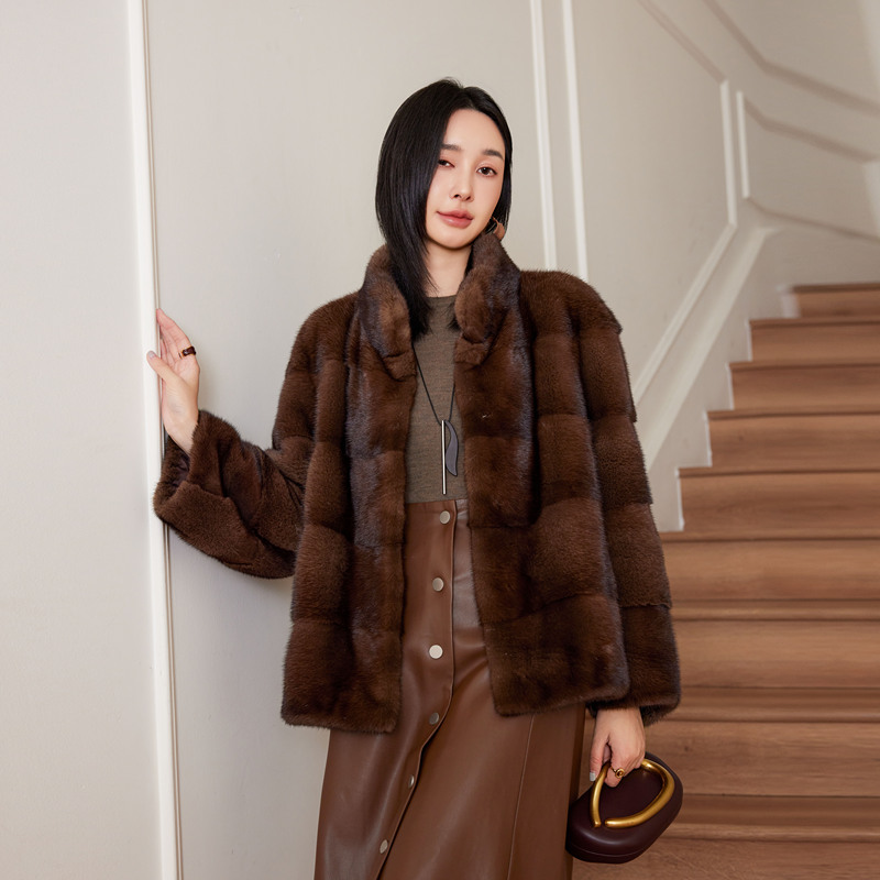 Everyday Luxury: Imported Velvet Stand-Collar Horizontal Striped Mink Fur Coat for Women, Whole Mink Fur Jacket for Winter Everyday Luxury: Imported Velvet Stand-Collar Horizontal Striped Mink Fur Coat for Women, Whole Mink Fur Jacket for Winter
