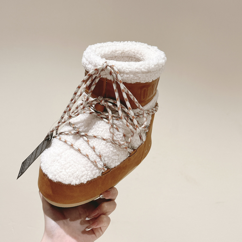 Trendy Furry Moon Boots for Women, New Winter Fashion Thick-Soled Ski Boots, Mid-High Tube Warm Cotton Shoes for Northeast Trendy Furry Moon Boots for Women, New Winter Fashion Thick-Soled Ski Boots, Mid-High Tube Warm Cotton Shoes for Northeast