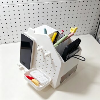 Who invented such a versatile desktop storage~