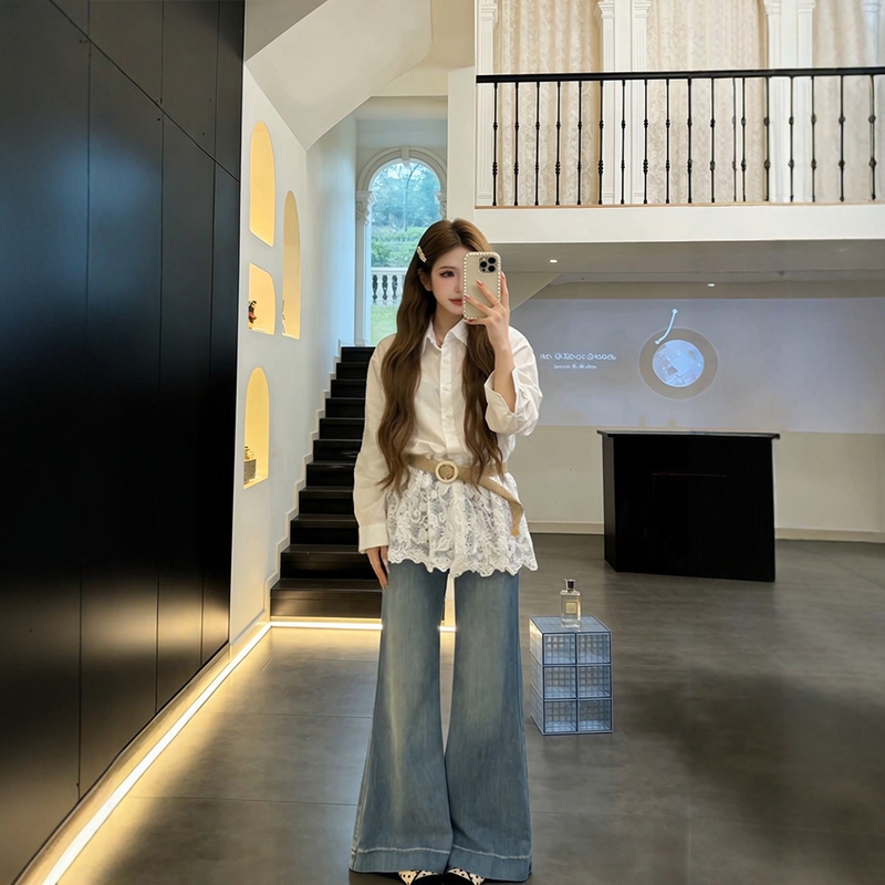 Autumn Outfit Set for Plus-Size Women: White Lace Patchwork Long-Sleeve Shirt and Jeans, Very Stylish Set for Women