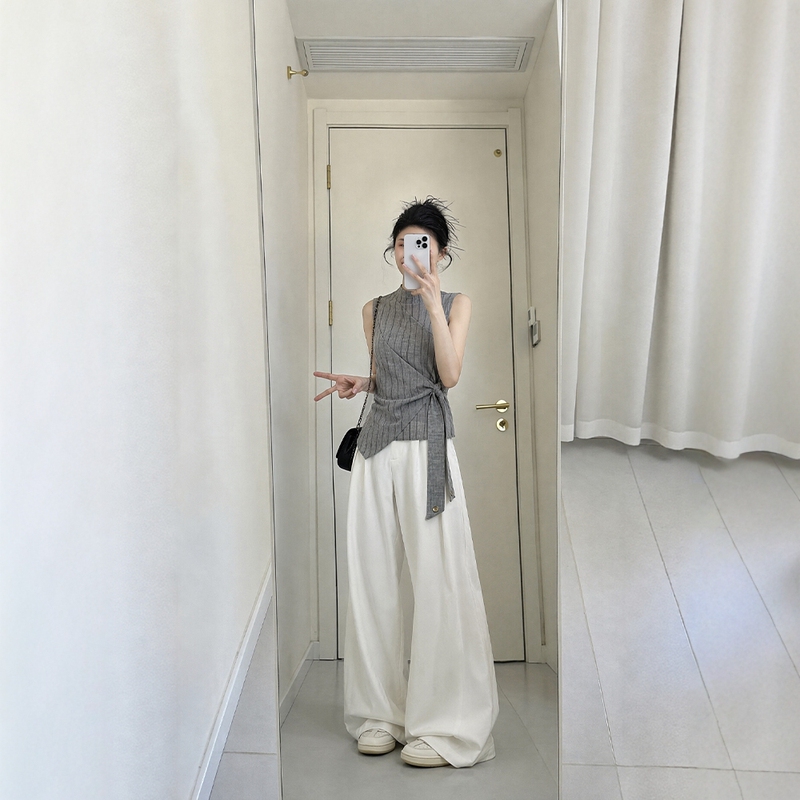 Korean-Style Gray Vertical Striped Half-High Collar Sleeveless Vest for Women, Summer Plus-Size Design with a Slimming Waist Effect Korean-Style Gray Vertical Striped Half-High Collar Sleeveless Vest for Women, Summer Plus-Size Design with a Slimming Waist Effect