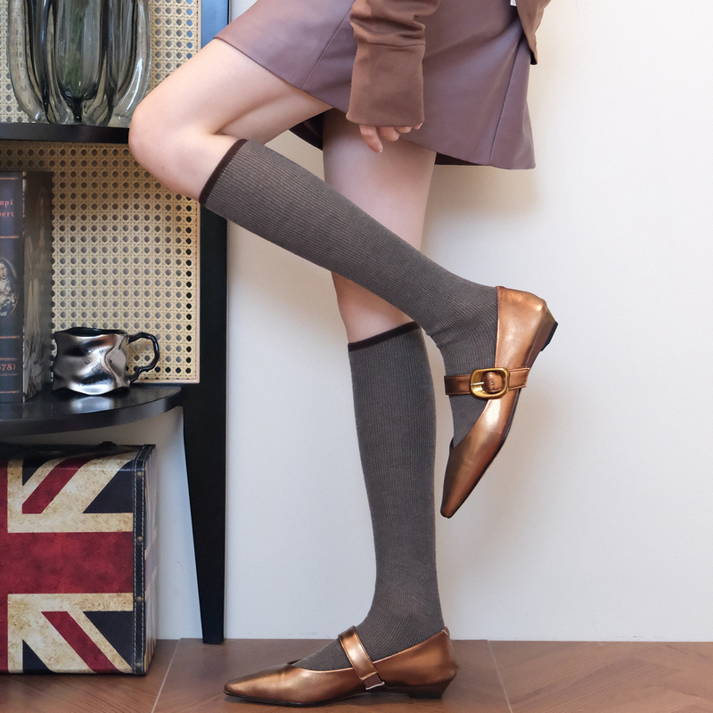 Collector-Grade Vintage Socks 7St Island Wool Fine Knit Spring/Summer Gray Tone Old Money Coffee Brown Calf Socks for Women Collector-Grade Vintage Socks 7St Island Wool Fine Knit Spring/Summer Gray Tone Old Money Coffee Brown Calf Socks for Women