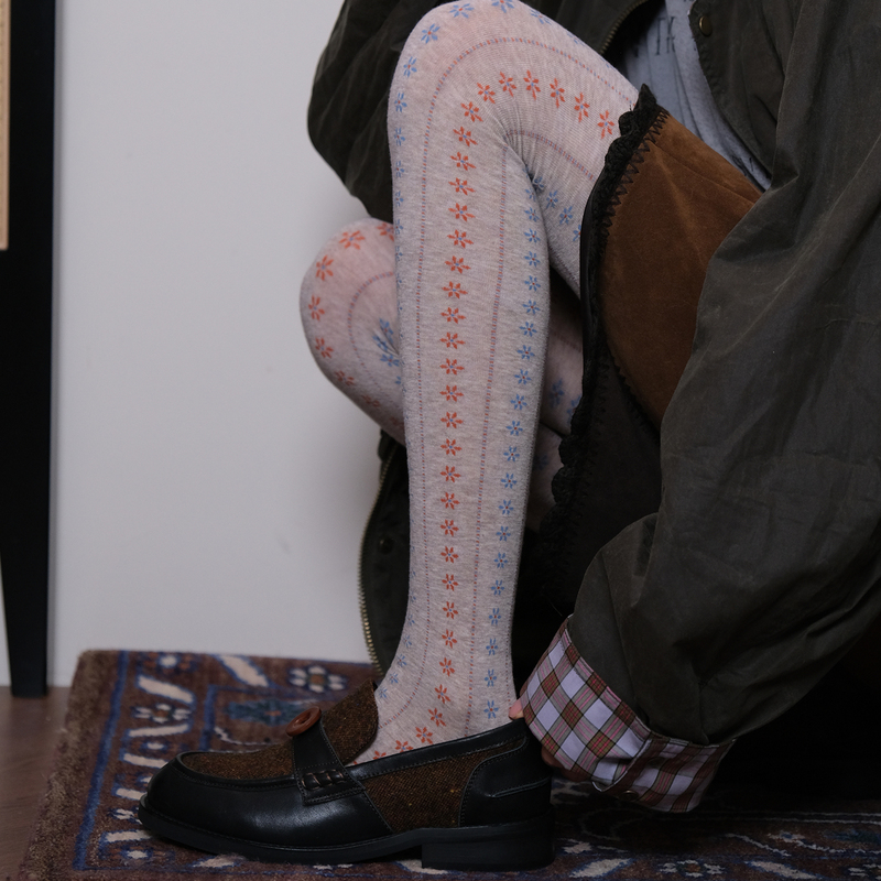 Vintage Clothing Outfit 7St Island Winter Second-Hand Vintage Oatmeal Color Warm Leggings Tights for Women Vintage Clothing Outfit 7St Island Winter Second-Hand Vintage Oatmeal Color Warm Leggings Tights for Women
