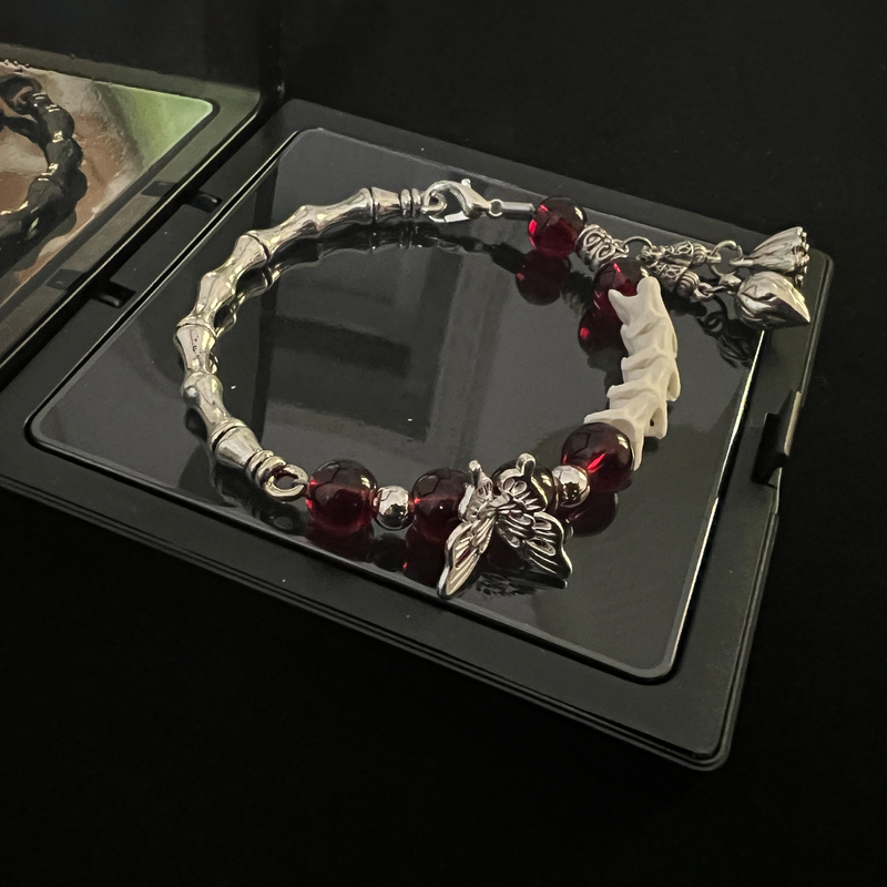 Original Design Snap-On Real Snake Bone Bracelet, Super Fairy-Like, High Aesthetic Value, Versatile Snake Bone String, High-Gloss, Personalized Couple Gift