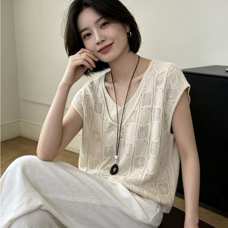 Code [151-200] New Women's Short Style Elegant Knitwear