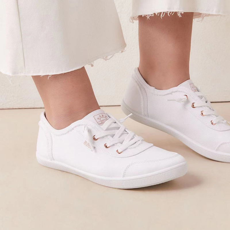 2026 Summer Plus-Size Women's Canvas Shoes Slip-On White Shoes Cloth Shoes Lazy Shoes Women's Fashion Casual Sports Shoes 2026 Summer Plus-Size Women's Canvas Shoes Slip-On White Shoes Cloth Shoes Lazy Shoes Women's Fashion Casual Sports Shoes