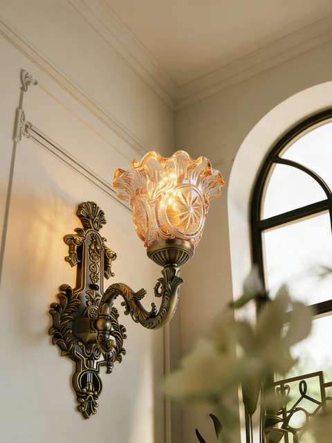 French-Style Vintage Wall Lamp for Living Room Background Wall, American Retro Creative Personality Corridor Decoration, Bedroom Bedside Lamp