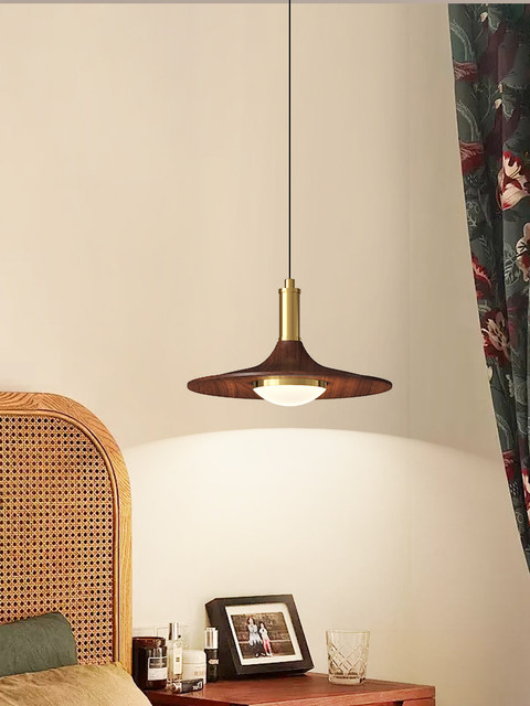 Medieval-Style Restaurant Chandelier, French Retro Creative Ufo Designer Model, Dining Table Linear Bar Counter Study Room Pendant Light