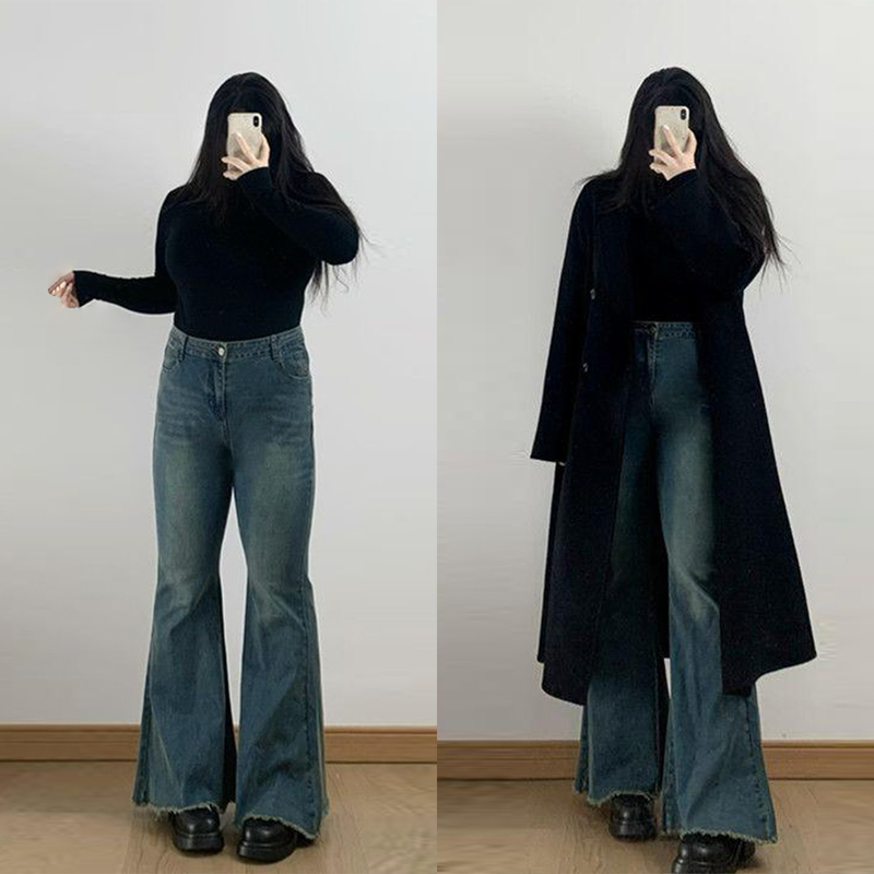 Plus Size Women's Blue Flared Jeans, New Style for Chubby Girls, High Street Hot Girl Style, Petite Slimming Bell-Bottom Pants