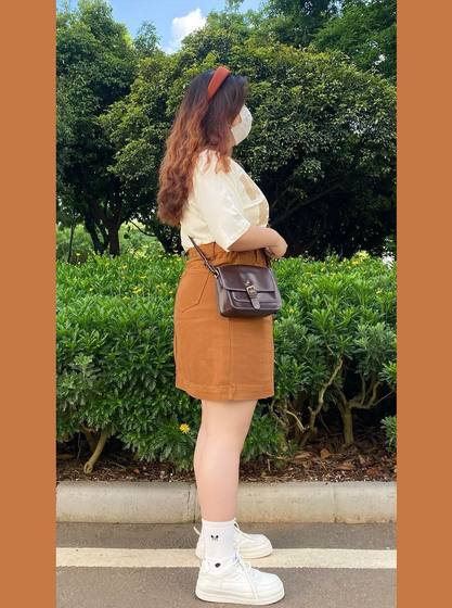 特大码女装300斤胖mm棕色牛仔短裙子夏季显瘦遮胯半身裙高腰a字裙