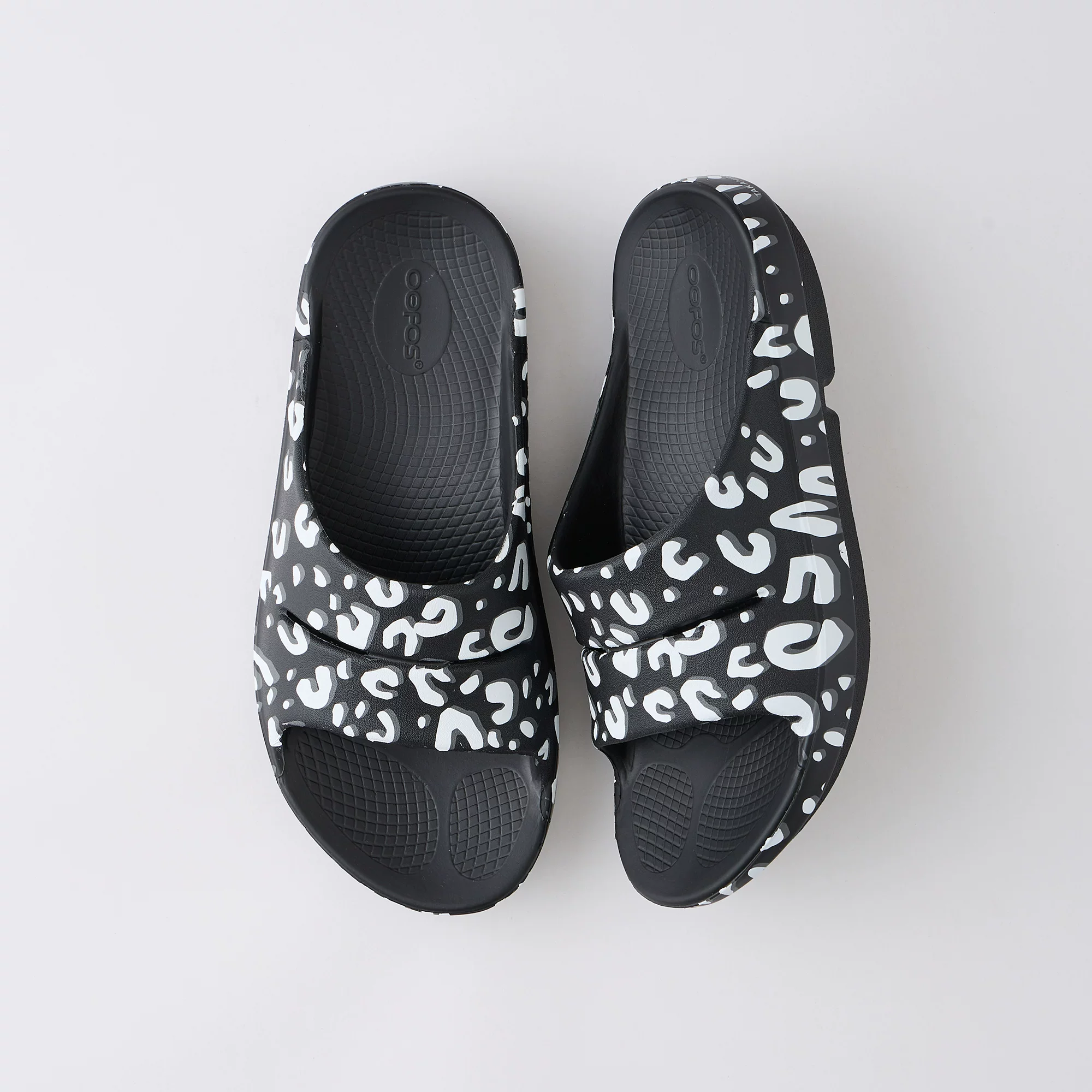 The Soloist X OOFOS Flip Flop