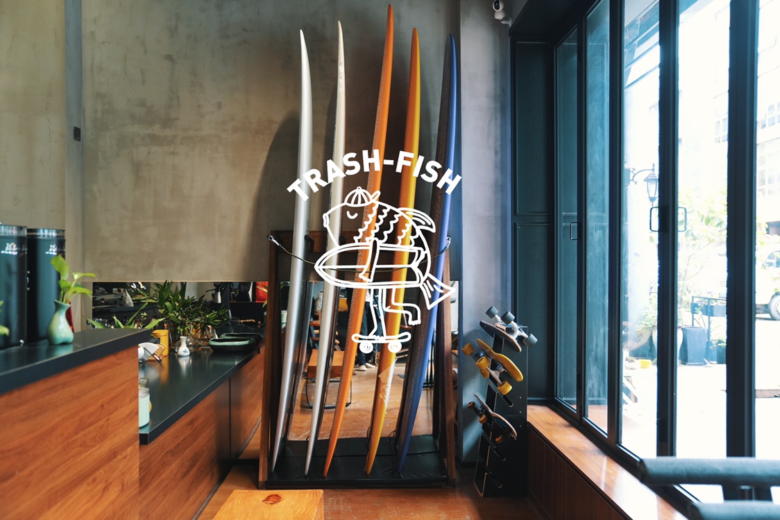 Original surfboard shelf Shelf Sizing Board Bracket Ski stand Skate Tail Wave Electric Stand Shelf shelves Show-Taobao