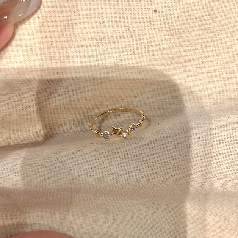 Vintage Gold Fantasy Star Ring