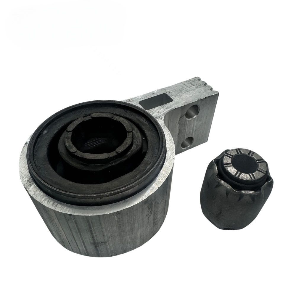 Рука рукавом 适用进口福特探险者下悬挂总成胶套下摆臂胶套前三角臂衬套下叉胶