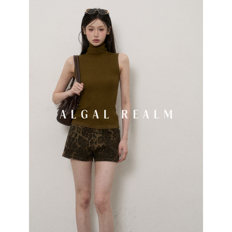 【Algal Realm Snow Algae Collection】Stretchy Ribbed Sleeveless Top with High Collar and Slim Fit Knit Inner Vest