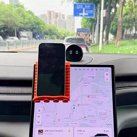 Versatile Stand! Suction Cup Car Phone Holder, Car Dashboard Screen Hanging Silicone Stand, Foldable New Model Versatile Stand! Suction Cup Car Phone Holder, Car Dashboard Screen Hanging Silicone Stand, Foldable New Model