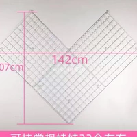 Белая кукла в форме сердца