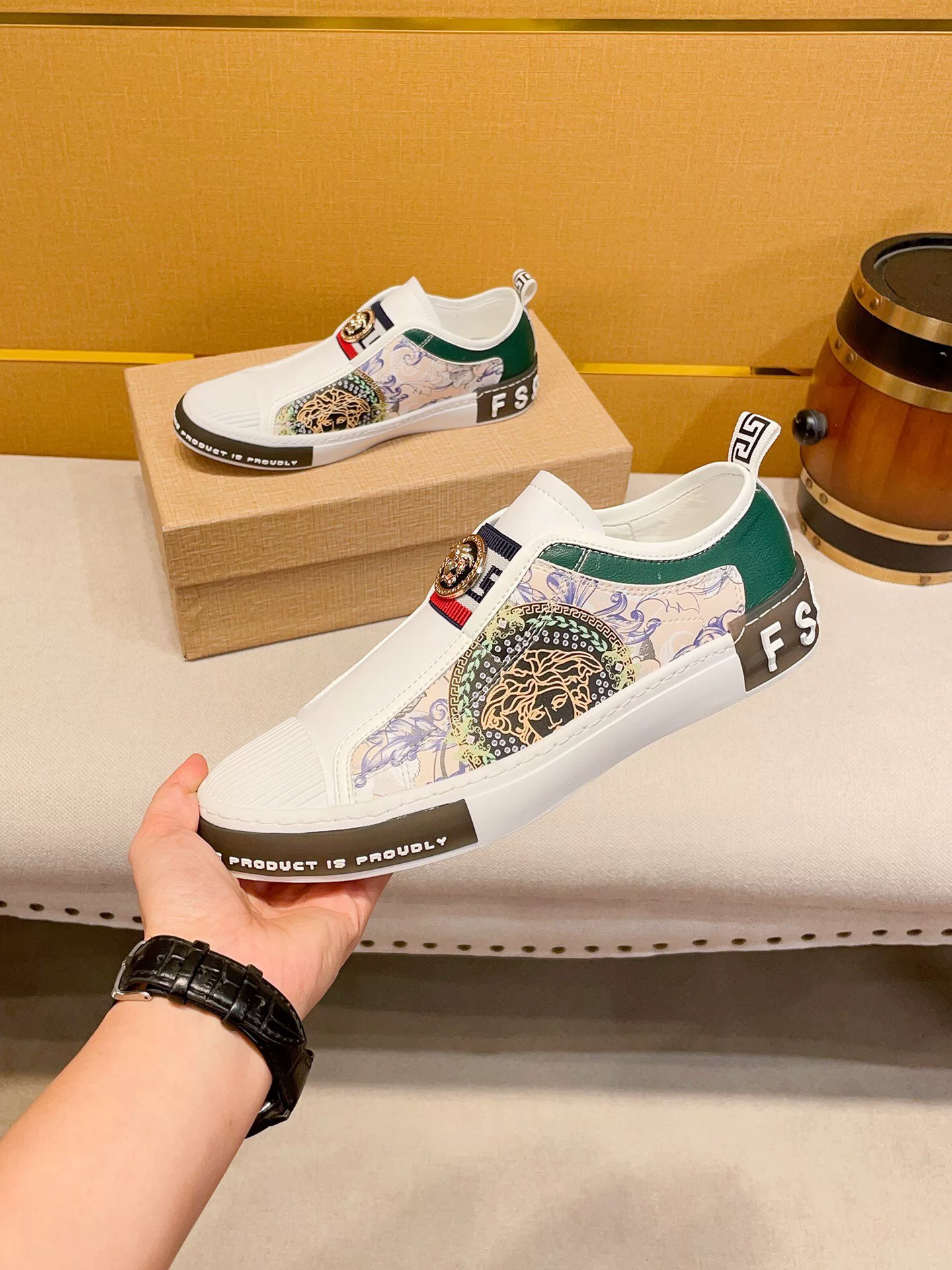 Европейская прямая рассылка покупок Versace классическая мода дышащая тренд универсальная простая и удобная мужская обувь